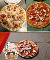 Trattoria Pizzeria Al Cavallino food