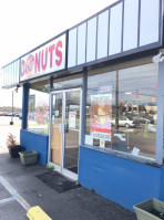 K-may Donuts outside