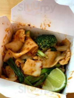 Tam Noodle Box food