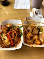 Tam Noodle Box food