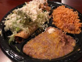 Nina's Mexican Food food