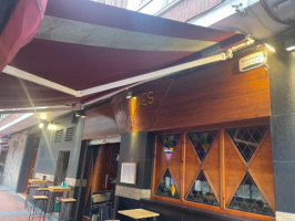 Café Montañés inside