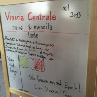 Vineria Centrale food