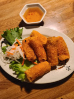Huong Lan 9 food