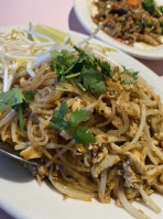 J's Noodles Star Thai food