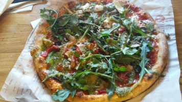 Blaze Pizza food