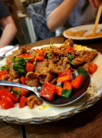 Hunan Bistro food
