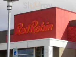 Red Robin Gourmet Burgers And Brews outside