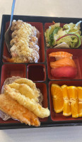 J Sushi food