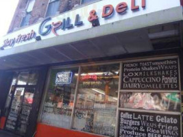 Stay Fresh Grill and Deli food