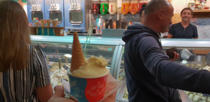 Les Glaces Romane food