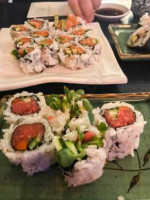 Yoshi's Sushi food