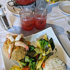 Barracuda Seafood Grill food