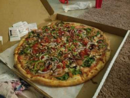Knockout Pizza food