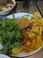 Cali Pho Nia Vietnamese Bistro food