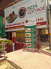 Pizza Cottage outside
