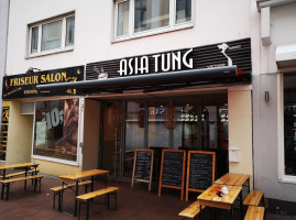 Asia Tung's Hamburg food