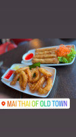 Mai Thai inside