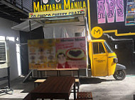 Martabak Manila inside