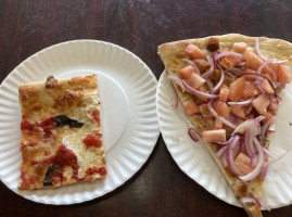 Michelangelo's Pizza food