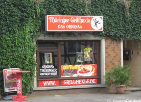 Thüringer Grillhexle outside