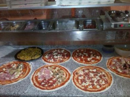 Pizzeria Il Capriccio Bascetta Leonardo food