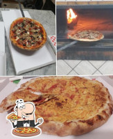 Pizzeria Rosticceria Skipper food