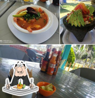 Mariscos Maraventura food