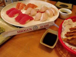 Shogun Sushi food
