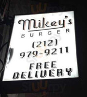 Mikey's Burger food