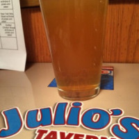 Julio's Tavern food