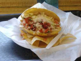 Campos Tacos food