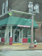 Vitale's Bakery outside