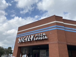 Sicily Pizza Pasta outside