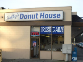 Kolby's Donut House food
