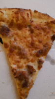 Les Pizzas de Charlotte food