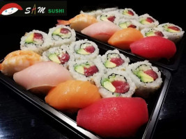 Sam Sushi food