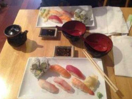 Taki Sushi Inc food