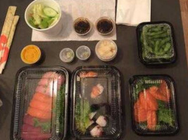 Taki Sushi Inc food
