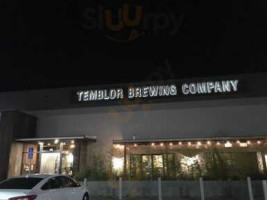 Temblor Brewing Comany outside