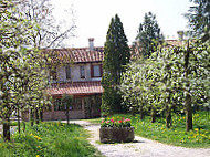 Perbacco Country House outside