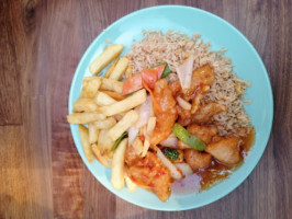 New World Thai And Chinese Takeaway food