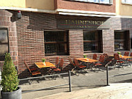 Weinhaus & Restaurant Hahnenhof inside