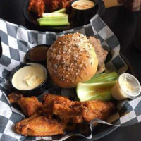 Duff's Famous Wings In Orchard Park food