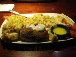 Red Lobster Valley Stream food