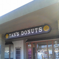 Tan's Doughnuts food