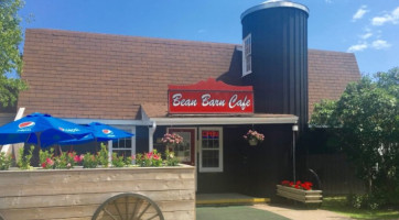 Bean Barn Cafe outside