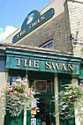 The Swan Pub outside