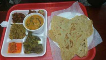Sri Ganesh Dosa House food