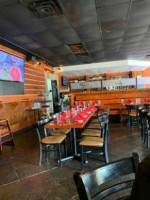 Lima Taverna inside